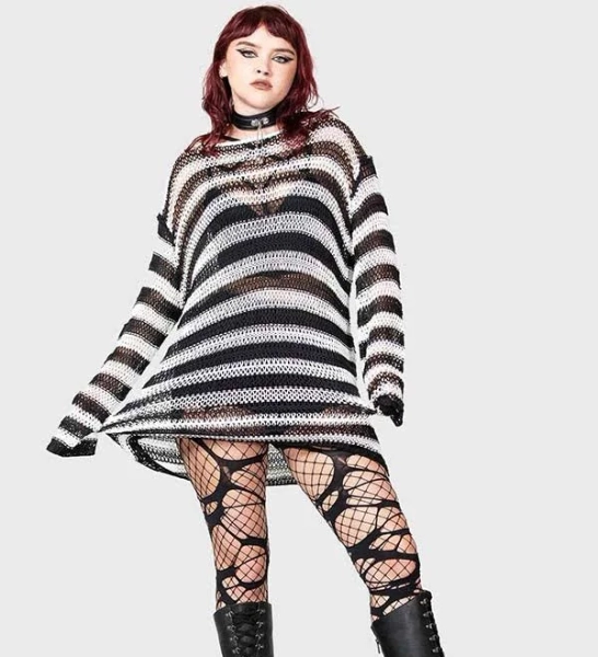 Grunge | SWEATER*, SMALL