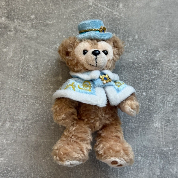 Tokyo DisneySea “Disney’s Christmas Wishes 2011” Duffy Plush Badge | 14 cm | Japan Import | Snows Mini - Importing Japan to the UK