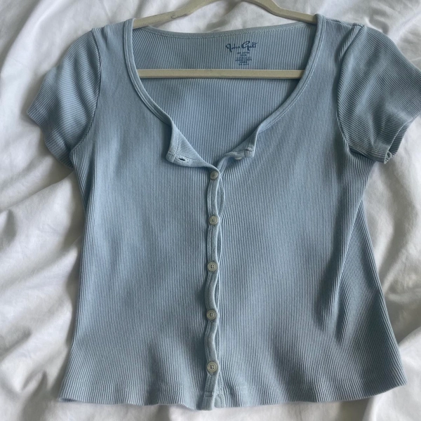 brandy melville top
one size
no flaws | Depop