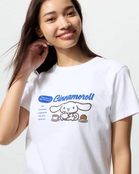 UNIQLO Women's Sanrio Cinnamoroll Graphic T-Shirt