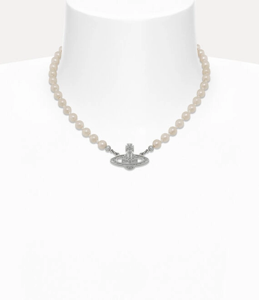 Mini Bas Relief Pearl Choker