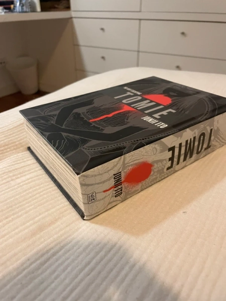 Livro manga anime tomie
