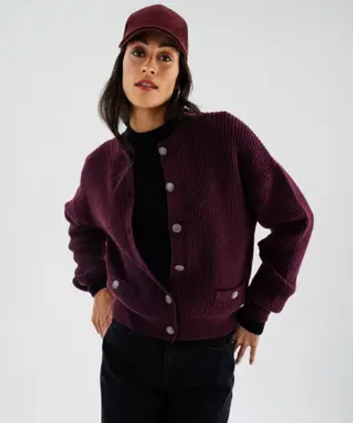 Gilet en grosse maille côtelée extensible avec boutons gravés femme