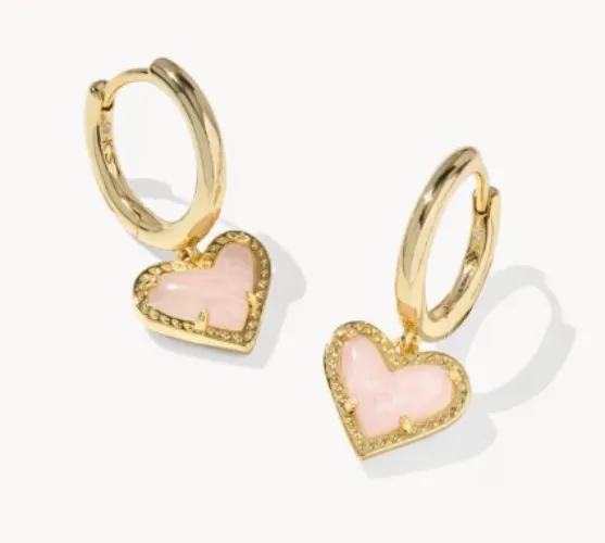 Ari Heart Gold Huggie Earrings in Rose Quartz