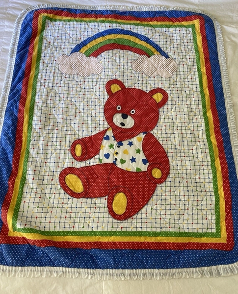 Vintage 1980's Baby Dreams Teddy Bear Rainbow Baby Quilted Blanket 36 x 44