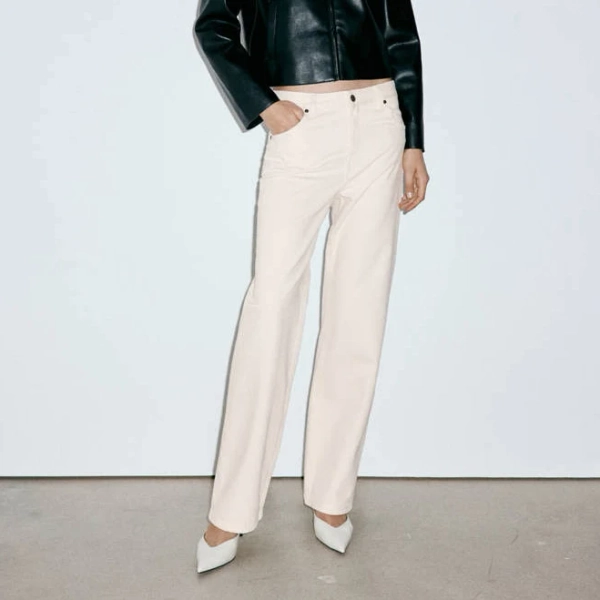 Woman Mango mid rise straight leg jeans
