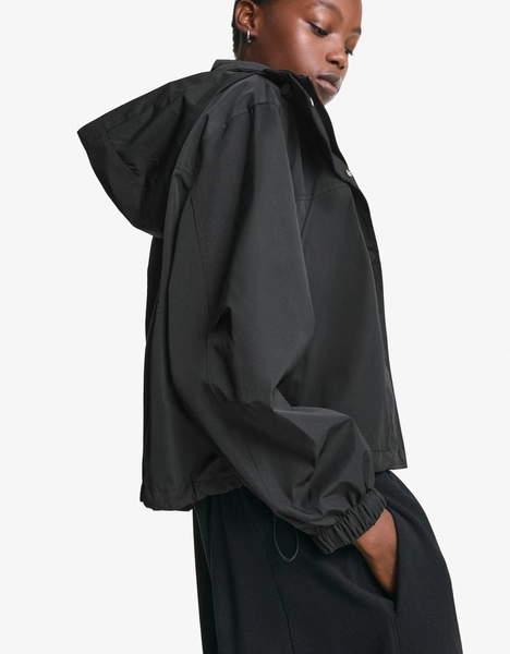 Water-resistant & windproof technical jacket