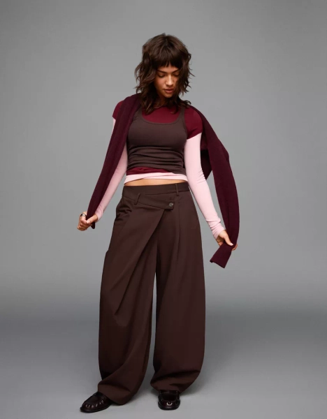 Tailoring broek met taille met overslag