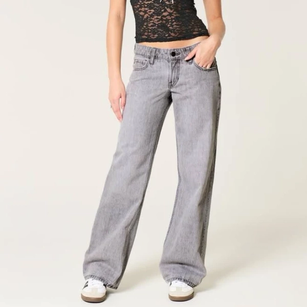 Hollister Women's Low-Rise Baggy Jeans