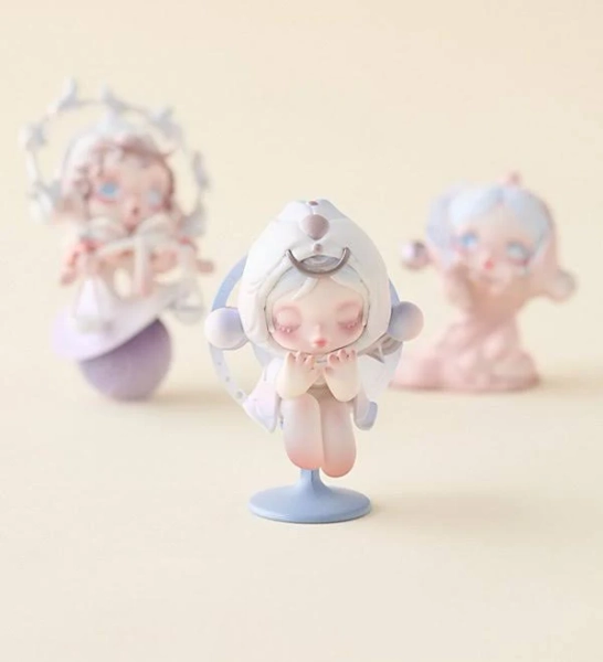 POP MART SKULLPANDA The Paradox Series Figures