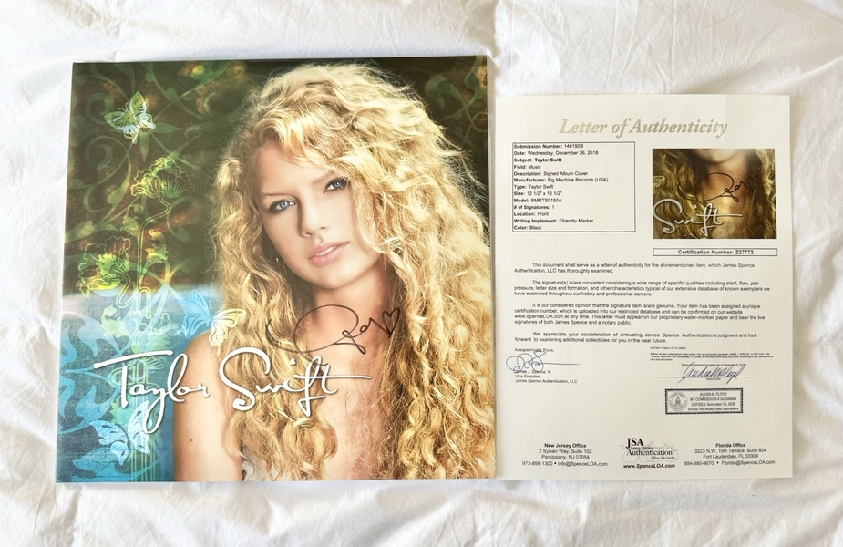 TAYLOR SWIFT SIGNED AUTOGRAPHED TURQUOISE VINYL ALBUM RECORD LP DEBUT RSD JSA