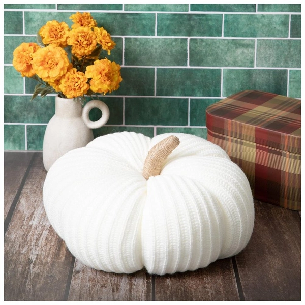 Knitted Pumpkin