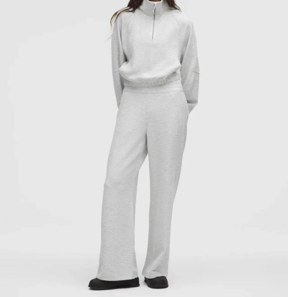 lululemon Athletica Women's Scuba Mid-Rise Wide-Leg Pant