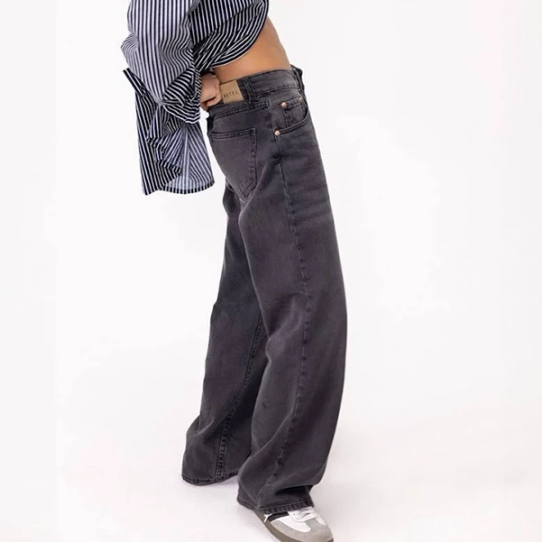 Vintage Low Rise Parallel Jeans
