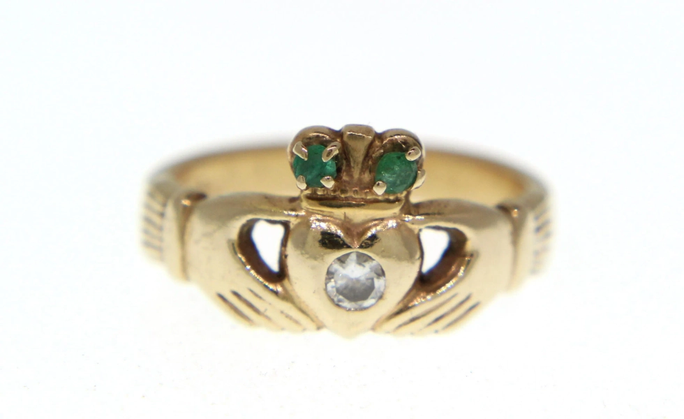14K Vintage Emerald and Diamond Claddagh Ring