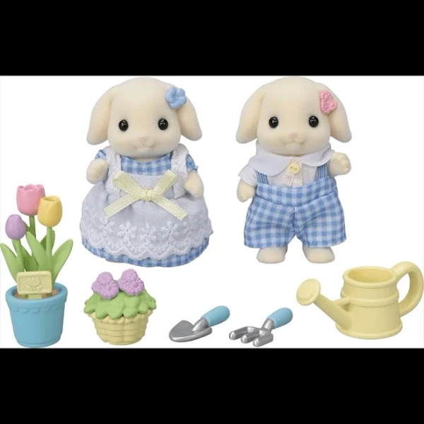 Calico Critters Blossom Gardening Set
