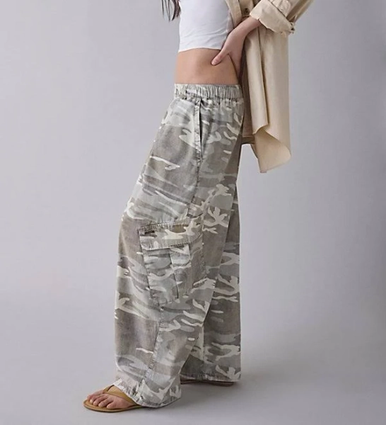BDG Bobbi Baggy Pull-On Cotton Pants