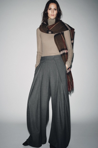 WIDE-LEG PINSTRIPE TROUSERS WITH DARTS ZW COLLECTION