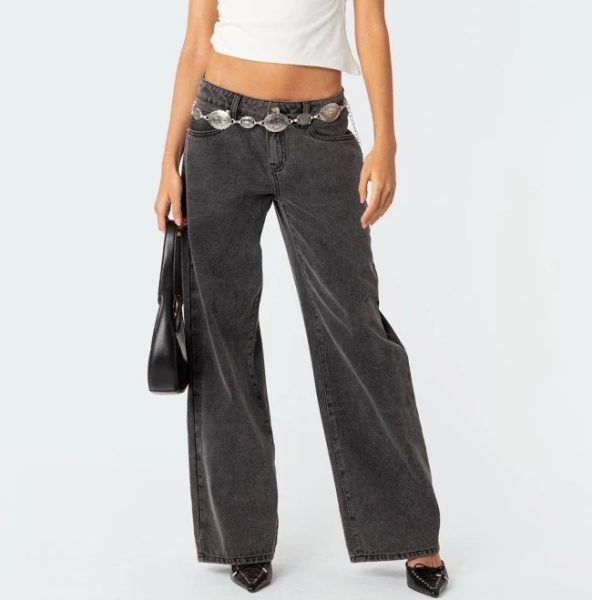 Edikted Women's Raelynn Washed Low Rise Jeans