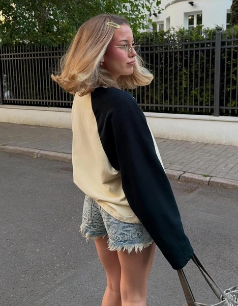 Round neck raglan jumper