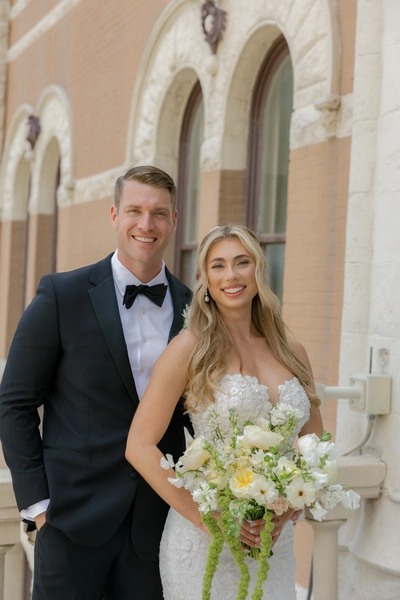 Poppy Flowers Real Wedding: Danielle + Drew