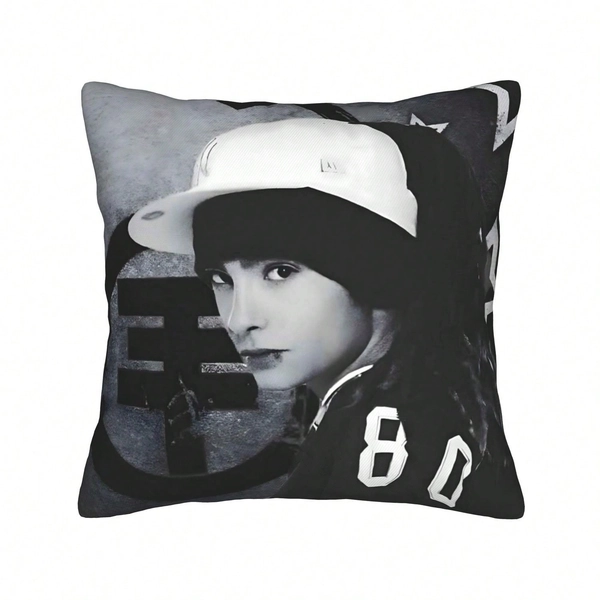 Tom-Kaulitz Fan Accessory Official Portrait Printed Pillowcase - Single-Sided Bed Suitable For Sofa & Bed Decor, Iconic Signature Print For Tokio-Hotel Fans (Machine Washable)