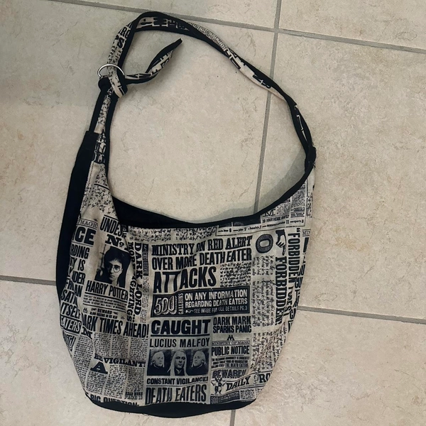 Harry Potter newspaper print hobo bag #hobobag