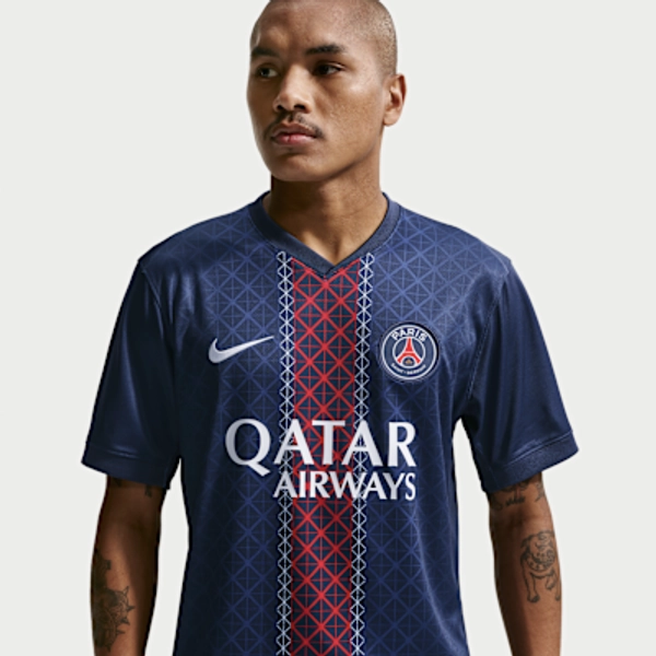 Paris Saint-Germain 2025/26 Stadium Home Men's Nike Dri-FIT Soccer Replica Jersey