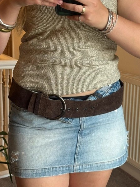 Vintage Y2K real leather paisley patterned dark brown leather western boho thick chunky belt