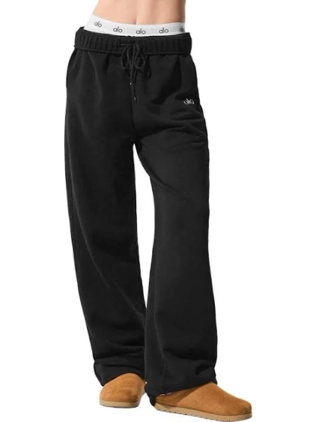 Alo Yoga Accolade Straight Leg Women Sweatpant - Black