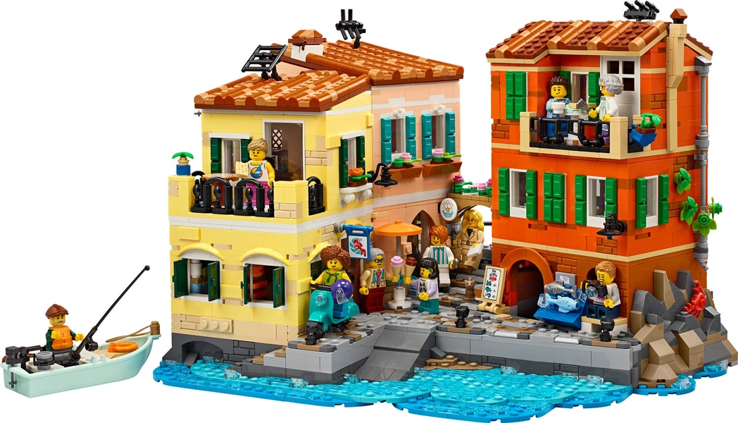 Italian Riviera 21359 | Ideas | Buy online at the Official LEGO® Shop US 