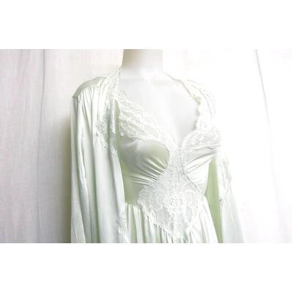 Olga Nightgown Aqua Nightgown and Peignoir NWOT 94250 Rare