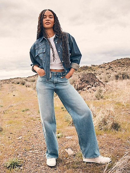 Women's Loose Straight Jean | Women's JEANS | Wrangler®