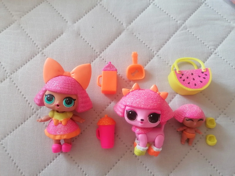 Lol Surprise Glitter Queen Rare Glitter Poodle Lil Sister Family Bundle Set