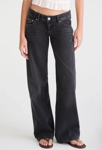 aeropostale black low rise wide leg jeans!!