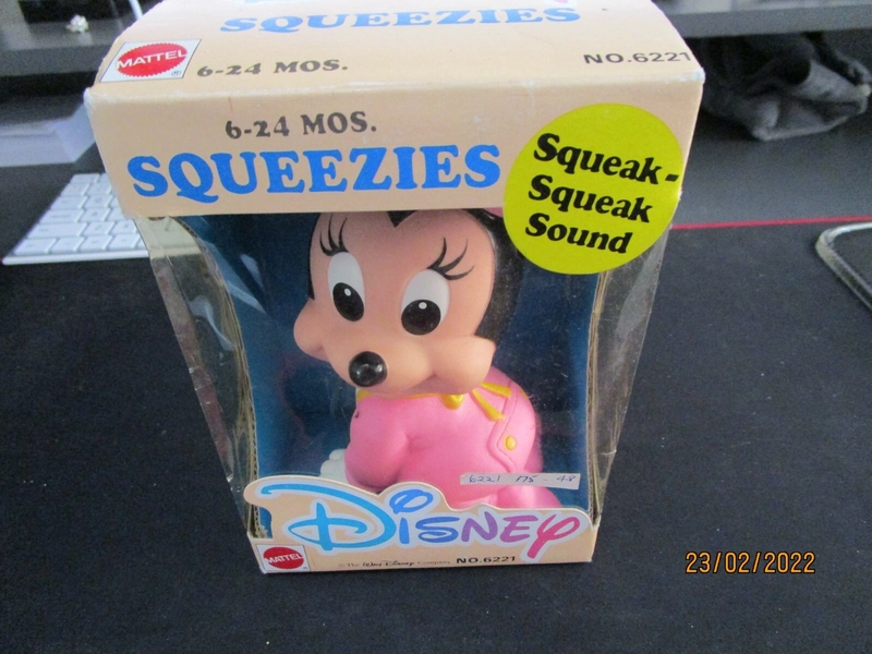 DISNEY SQUEEZIES VINTAGE 1980'S MATTEL SQUEAK SQUEAK SOUND BOXED BABY MINNIE