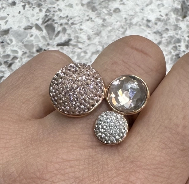 Swarovski ring in rose gold plating with pavé crystals &amp; faceted crystal. Size Q