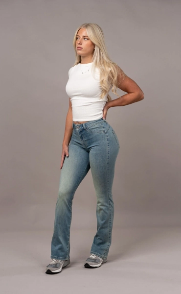 Flared Fitjeans Mid Waist – Distorted Blue » jetzt kaufen