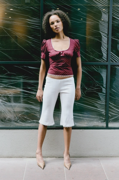 MODE MISCHIEF:  SUKI CAPRIS
