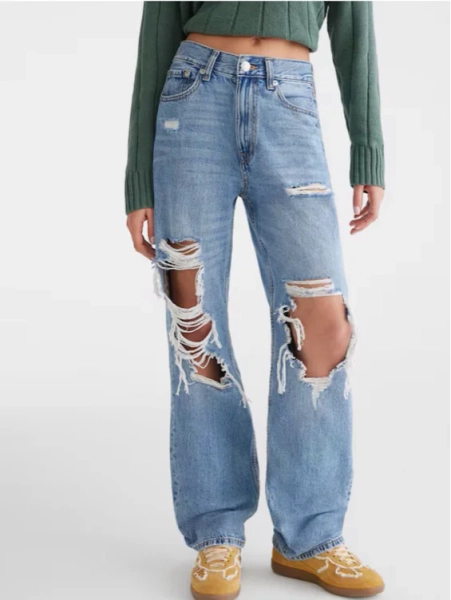 High-Waisted Baggy Jean