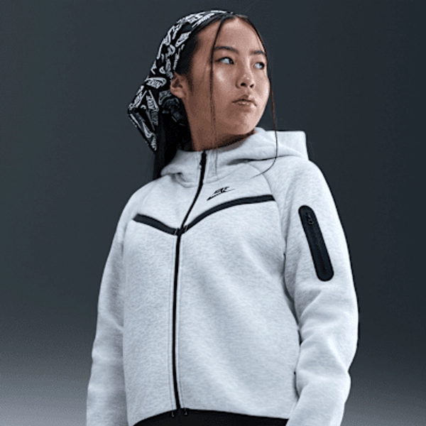Nike Sportswear Tech Fleece Girls' Full-Zip Hoodie (Extended Size)