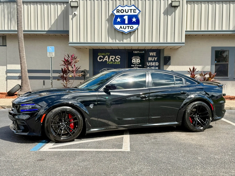 CarGurus - 2022 Dodge Charger SRT Hellcat Widebody RWD - $59,997