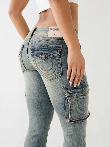 Women's Becca Low Rise Cargo Bootcut | Medium Vintage | Size 32 | True Religion