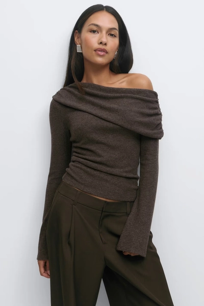 One shoulder top