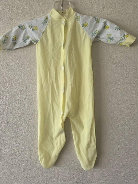 80’s Baby One Piece Sleepwear Duckies, Cats, Umbrellas Print Vintage Yellow Read