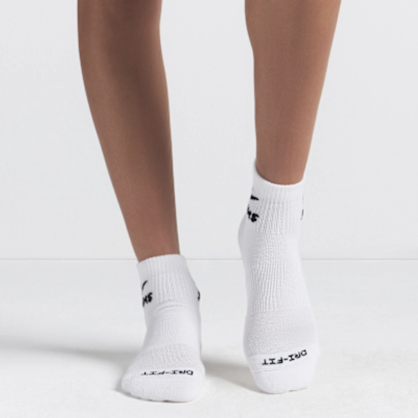 NikeSKIMS Women's Dri-FIT Quarter Socks (3 Pairs)