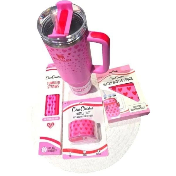 STANLEY SweetHearts 40oz Tumbler w/3 Accessories New Happy Valentine's
