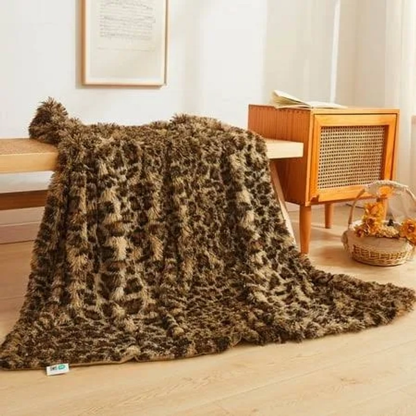 Xege Luxury Faux Fur Leopard Print Throw