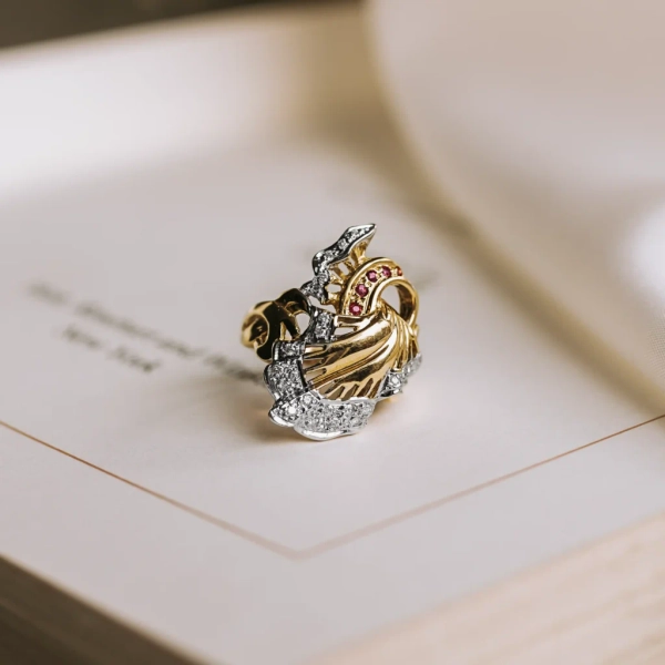 Sortija chevalier rubíes y diamantes | Urbieta
