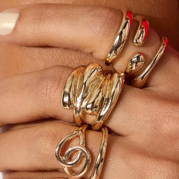 Fashion Nova Twisted Finger 5 Piece Gold Ring Set